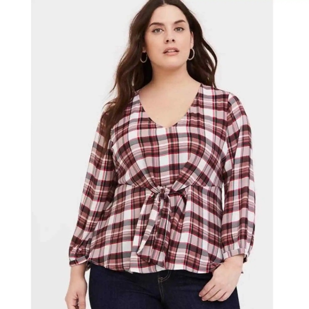 Torrid Tie Front Babydoll Chiffon Flowy Red Plaid Top size 3x 22-24
